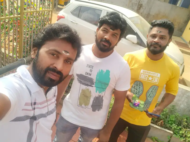 Inaindha Kaigal South India group trip